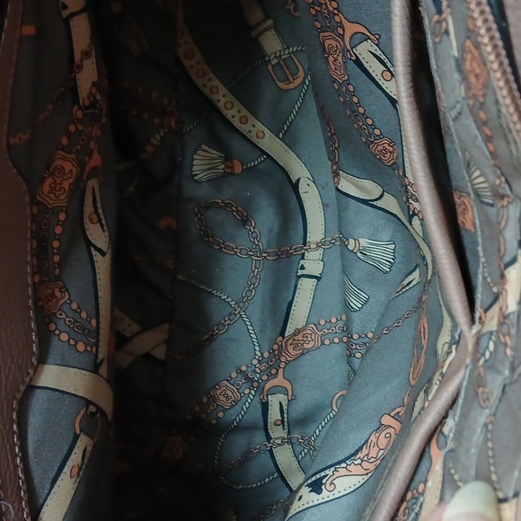 Executive  style leather bag with matching quick weekend clutch - Picture 2 of 8